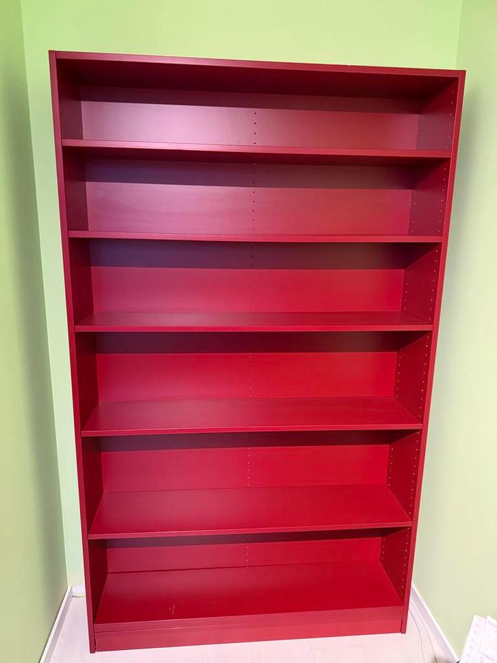 Mooie multiplex boekenkast met rode HPL - Zo goed als nieuw!, Huis en Inrichting, Kasten | Boekenkasten, Zo goed als nieuw, 100 tot 150 cm