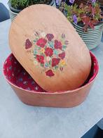Antieke Houten Doos met bloem motief, Antiek en Kunst, Curiosa en Brocante, Ophalen of Verzenden