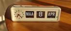 Twemco BQ-38 kalenderklok met analoge, witte wijzerplaat, Huis en Inrichting, Woonaccessoires | Klokken, Staande klok, Analoog