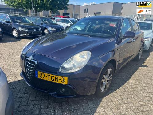 Alfa Romeo Giulietta 2.0 JTDm Distinctive EXPORT, Auto's, Alfa Romeo, Bedrijf, Te koop, Giulietta, ABS, Airbags, Airconditioning