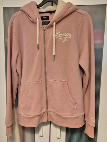 Vest van Super dry beschikbaar voor biedingen