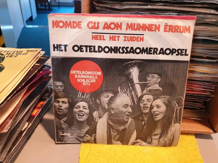 Het Oeteldonkssaomeraopsel- komde gij aan munnen errum (x15), Cd's en Dvd's, Vinyl Singles, Pop, Ophalen of Verzenden