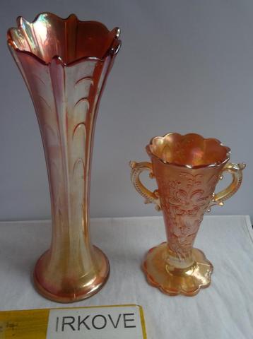 CARNIVAL PERSGLAS AMERIKAANS * Twee Vazen en Schaaltje *  beschikbaar voor biedingen