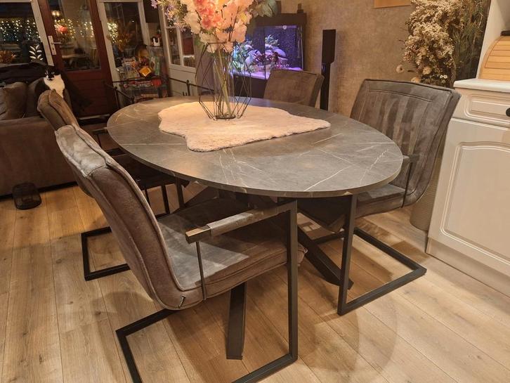 Ovale eettafel marmerlook met kruispoot 180x100, Huis en Inrichting, Tafels | Eettafels, Zo goed als nieuw, 100 tot 150 cm, 150 tot 200 cm