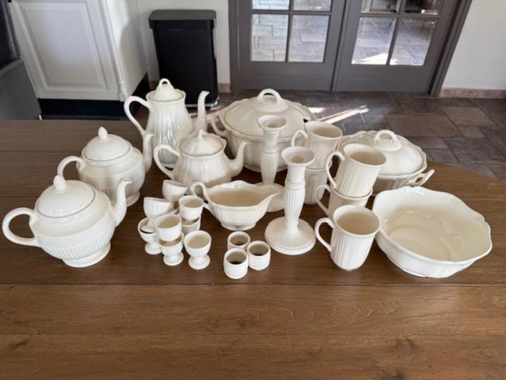 Wedgewood servies 27-delig Edme en Queens Plain, Huis en Inrichting, Keuken | Servies, Zo goed als nieuw, Overige typen, Wedgwood