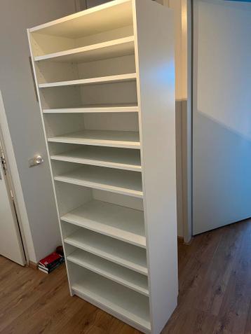 3x IKEA Billy Boekenkast 80x39x202 - €25 per stuk - afbeelding 1