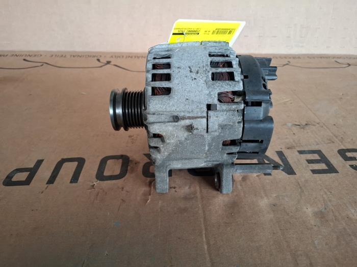 Dynamo van een Volkswagen Golf, Auto-onderdelen, Motor en Toebehoren, Volkswagen, Gebruikt, 3 maanden garantie, Verzenden