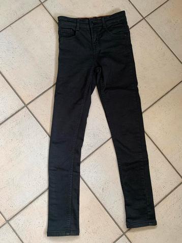 Nieuwe zwart broek, Hema, maat 152 beschikbaar voor biedingen