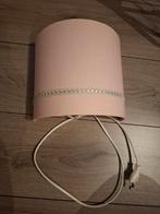 Lichtroze wandlamp baby/kinderkamer, Huis en Inrichting, Lampen | Lampenkappen, Ophalen, Zo goed als nieuw, Rond