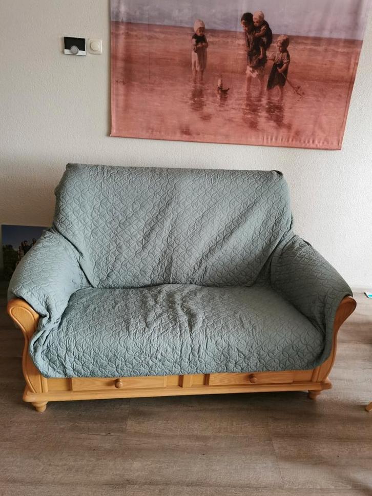 Degelijke 2 persoonsbank, Huis en Inrichting, Banken | Sofa's en Chaises Longues, Gebruikt, Tweepersoons, 75 tot 100 cm, Stof