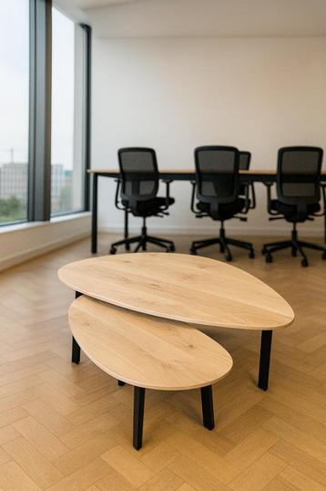 Eiken salontafel set kiezel vorm beschikbaar voor biedingen
