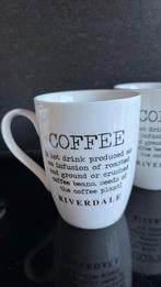 Riverdale 4 coffee bekers ZGAN, Ophalen of Verzenden, Zo goed als nieuw, Overige stijlen, Kop(pen) en/of Schotel(s)