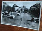 Deventer  - Brink met oude autobus, Verzamelen, Ansichtkaarten | Nederland, Verzenden, 1940 tot 1960, Gelopen, Overijssel