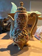 Antieke Keramische Theepot met Reliëf, Ophalen of Verzenden