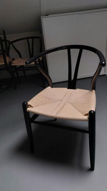4 Deense Y-bone design eetkamerstoelen beschikbaar voor biedingen