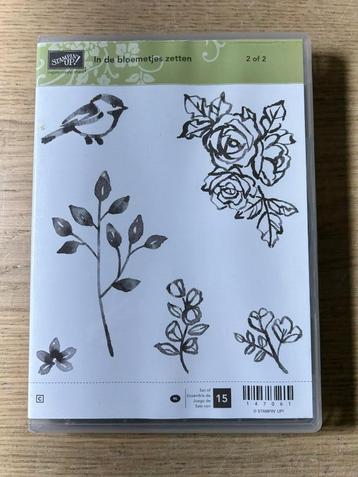 Stampin' Up! In de Bloemetjes Zetten Stempelset + Snijmallen beschikbaar voor biedingen