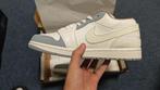 Air Jordan 1 Low Mozelwit Dames, Ophalen of Verzenden, Nieuw, Wit, Sneakers of Gympen