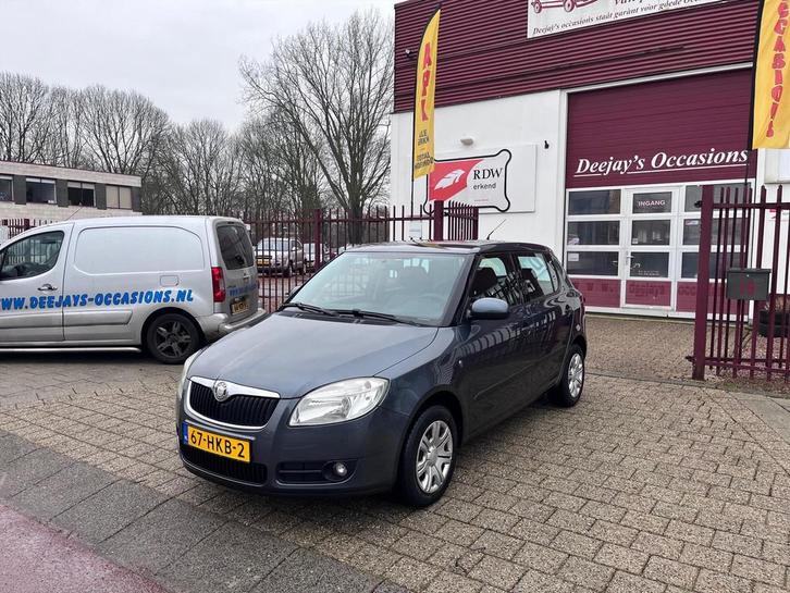 Skoda Fabia 1.4 16V 63KW Ambiente, Auto's, Skoda, Bedrijf, Te koop, Fabia, ABS, Airbags, Airconditioning, Boordcomputer, Centrale vergrendeling