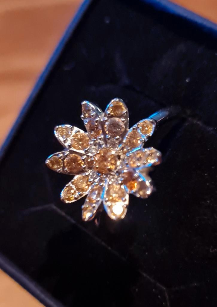 Swarovski Ring - Bloem Design Eternal Flower Maat 19, Sieraden, Tassen en Uiterlijk, Ringen, Zo goed als nieuw, Dame, 18 tot 19