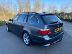 BMW 5-serie Touring 525i EXECUTIVE AUTOMAAT LEER NAVI XENON, Automaat, Achterwielaandrijving, Gebruikt, 2000 kg