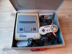 Super Nintendo Console met koffer, controllers + mario kart, Ophalen of Verzenden, Zo goed als nieuw, Met 2 controllers