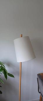 Scandinavische vloerlamp van Made, Ophalen, Hout, Scandinavisch, modern, retro, Zo goed als nieuw
