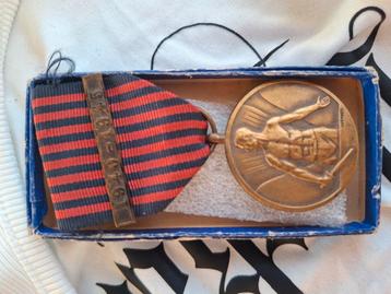 Medaille Frans 1940-1945 herdenkingsmedaille beschikbaar voor biedingen