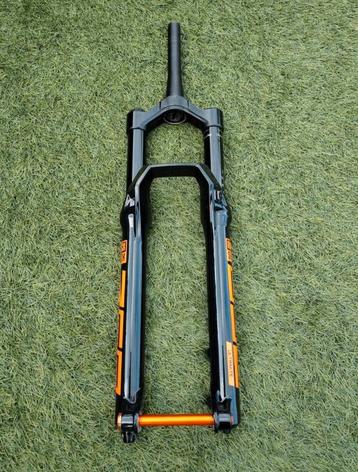 Rockshox Zeb Ultimate 160mm 29inch beschikbaar voor biedingen