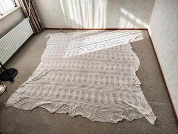 Gehaakte Bedsprei - Vintage Ajour beschikbaar voor biedingen