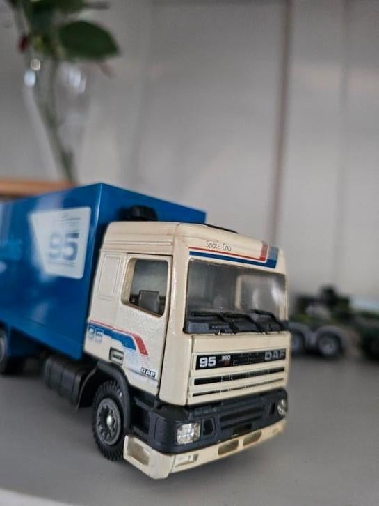 Daf 95 Tekno, Hobby en Vrije tijd, Modelauto's | 1:50, Ophalen of Verzenden, Gebruikt, Bus of Vrachtwagen, Tekno
