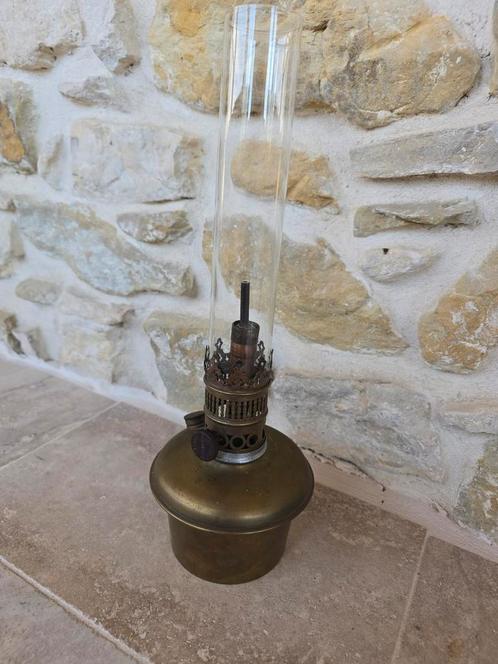 Zeldzame antieke Titus Titolandi Paris koperen lamp €49, Antiek en Kunst, Antiek | Kandelaars, Koper of Brons, Ophalen of Verzenden