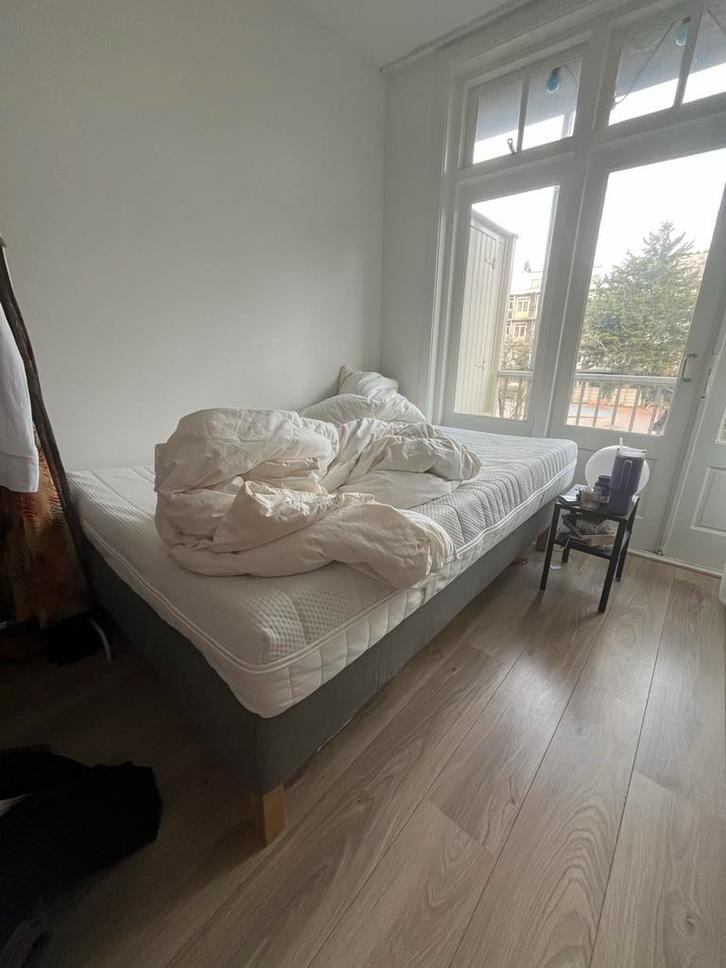 Ikea Espevar Bed 140x200, Huis en Inrichting, Slaapkamer | Bedden, Zo goed als nieuw, Tweepersoons, 140 cm, 200 cm, Stof, Grijs