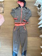 Fijn trainingspak van Decathlon maat 122-128, Gebruikt, Jongen of Meisje, Sport- of Zwemkleding, Decathlon