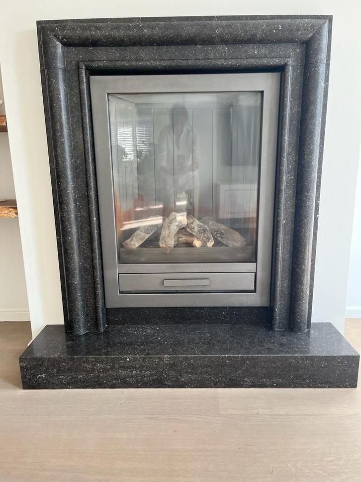 Gashaard inclusief marmeren schouw, Doe-het-zelf en Verbouw, Verwarming en Radiatoren, Gebruikt, Kachel, 80 cm of meer, 60 tot 150 cm