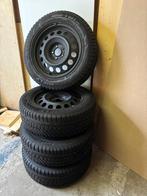 Winterbanden Peugeot 3008 - 225/60 R17 - 7mm profiel, Auto-onderdelen, Banden en Velgen, Ophalen, Gebruikt, Banden en Velgen, 17 inch