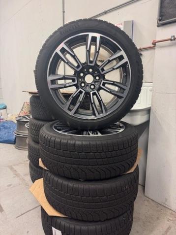 Orig. BMW 5/i5 velgen 19 inch styling 935 M met Winterbanden beschikbaar voor biedingen
