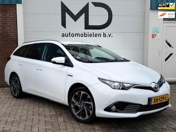 Toyota Auris Touring Sports 1.8 Hybrid Aspiration / Camera beschikbaar voor biedingen