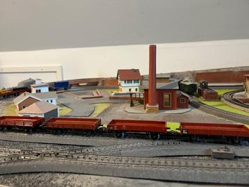 Marklin 4503 Vier platte bak wagons met K7 koppeling beschikbaar voor biedingen