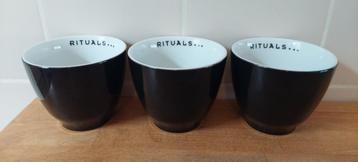 3 rituals bekers , mokken . beschikbaar voor biedingen