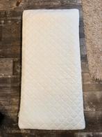 Matras (ikea) ledikant 120-60cm incl hoeslaken, Kinderen en Baby's, Ophalen, Zo goed als nieuw, Ledikant
