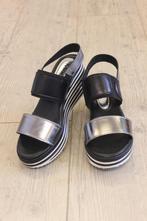 Moccio zwart/wit/zilvergrijze sandalen maat 38, Kleding | Dames, Schoenen, Moccio, ., Wit, Zo goed als nieuw