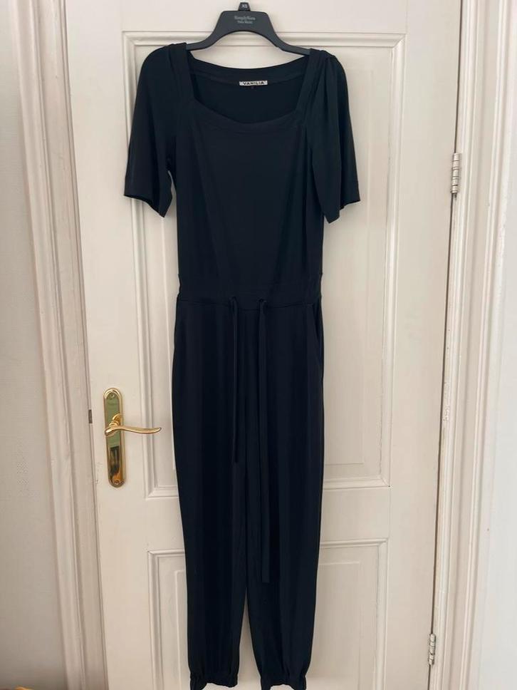 Vanillia Jumpsuit - Maat 36 (S), Kleding | Dames, Jumpsuits, Zo goed als nieuw, Maat 36 (S), Zwart, Ophalen