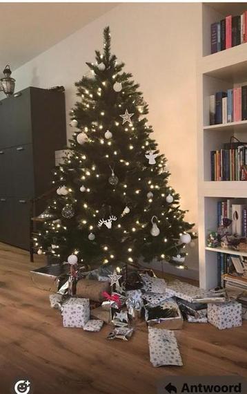 Kunst Kerstboom blauwspar met ledverlichting 185 cm hoog beschikbaar voor biedingen