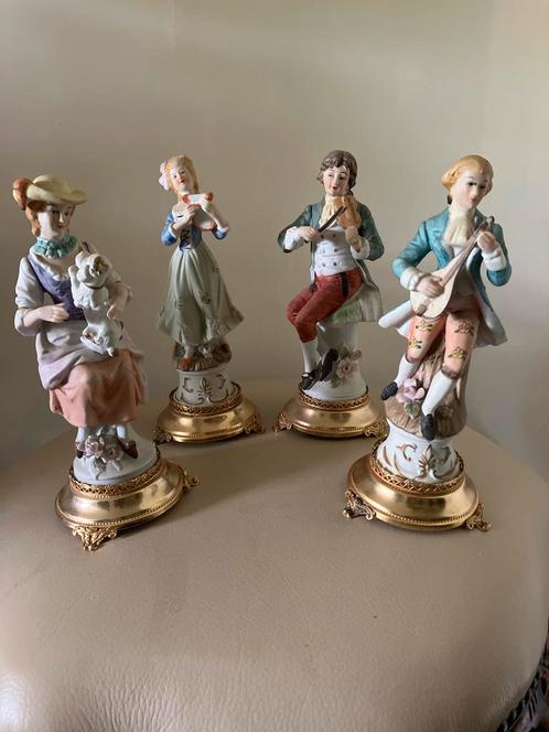 Antieke Porseleinen Beeldjes - Set van 4, Antiek en Kunst, Antiek | Porselein, Ophalen of Verzenden