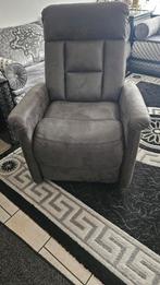 Relax stoel en opsta hulp, Huis en Inrichting, Fauteuils, Ophalen, Zo goed als nieuw