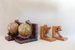 Houtsnijwerk boekensteunen   vintage, Ophalen of Verzenden