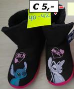 DISNEYLAND PARIJS SLOFFEN STITCH ANGEL NIEUW 40-42 ZWART, Ophalen of Verzenden, Overige figuren, Nieuw, Kleding of Textiel