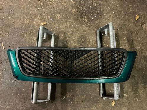Subaru Forester SF grill, Auto-onderdelen, Carrosserie en Plaatwerk, Subaru, Voor, Gebruikt, Ophalen of Verzenden
