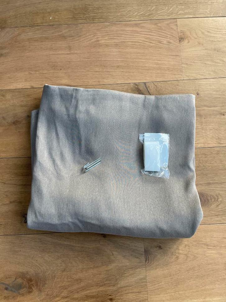 IKEA Vilborg Gordijnen - Set van 2, Huis en Inrichting, Stoffering | Gordijnen en Lamellen, Zo goed als nieuw, 200 cm of meer