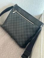Louis Vuitton Mick PM, Sieraden, Tassen en Uiterlijk, Tassen | Schoudertassen, Ophalen, Zo goed als nieuw, Zwart